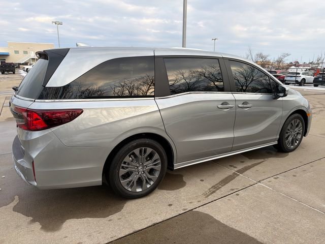 New 2026 Honda Odyssey Touring image 5