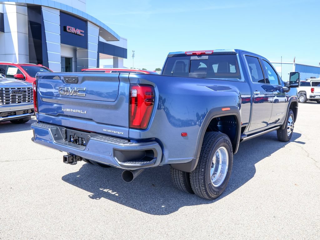 New 2026 GMC Sierra 3500 Denali Ultimate AWD/4WD image 3