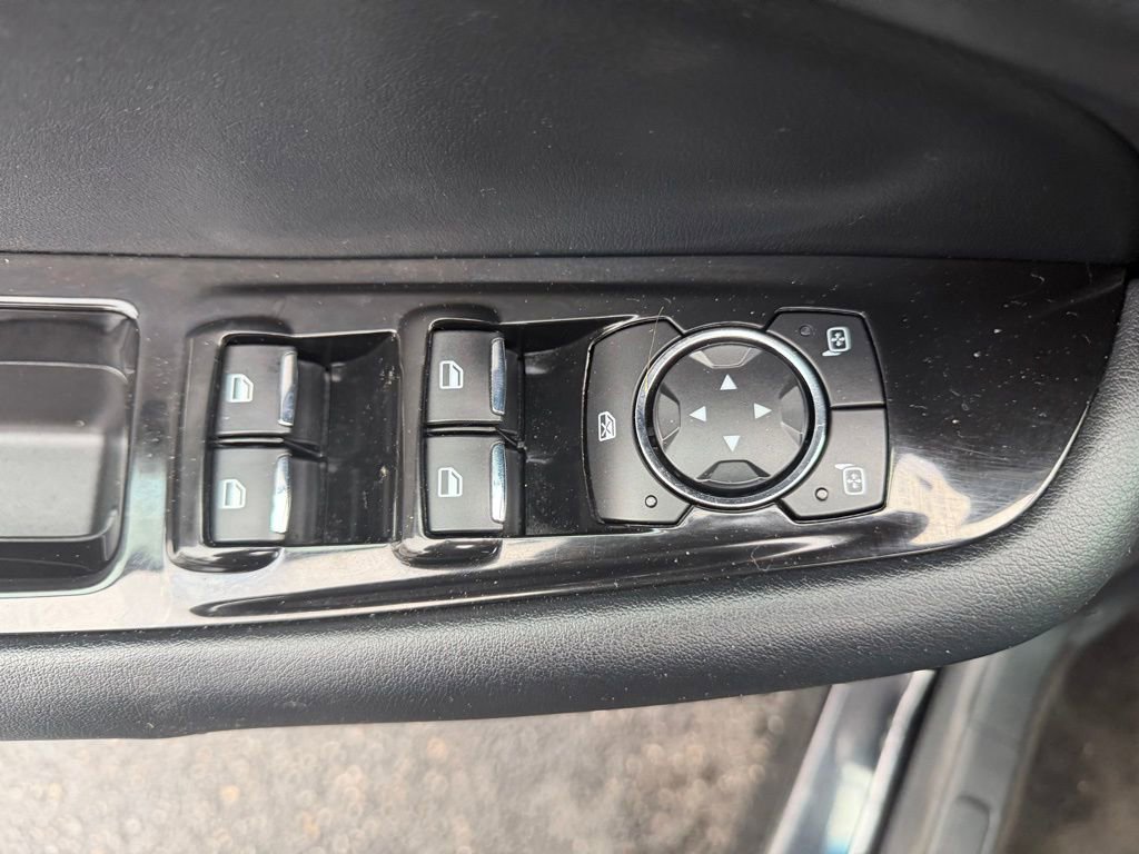 Used 2019 Ford Edge SEL w/ Equipment Group 201A AWD/4WD image 21