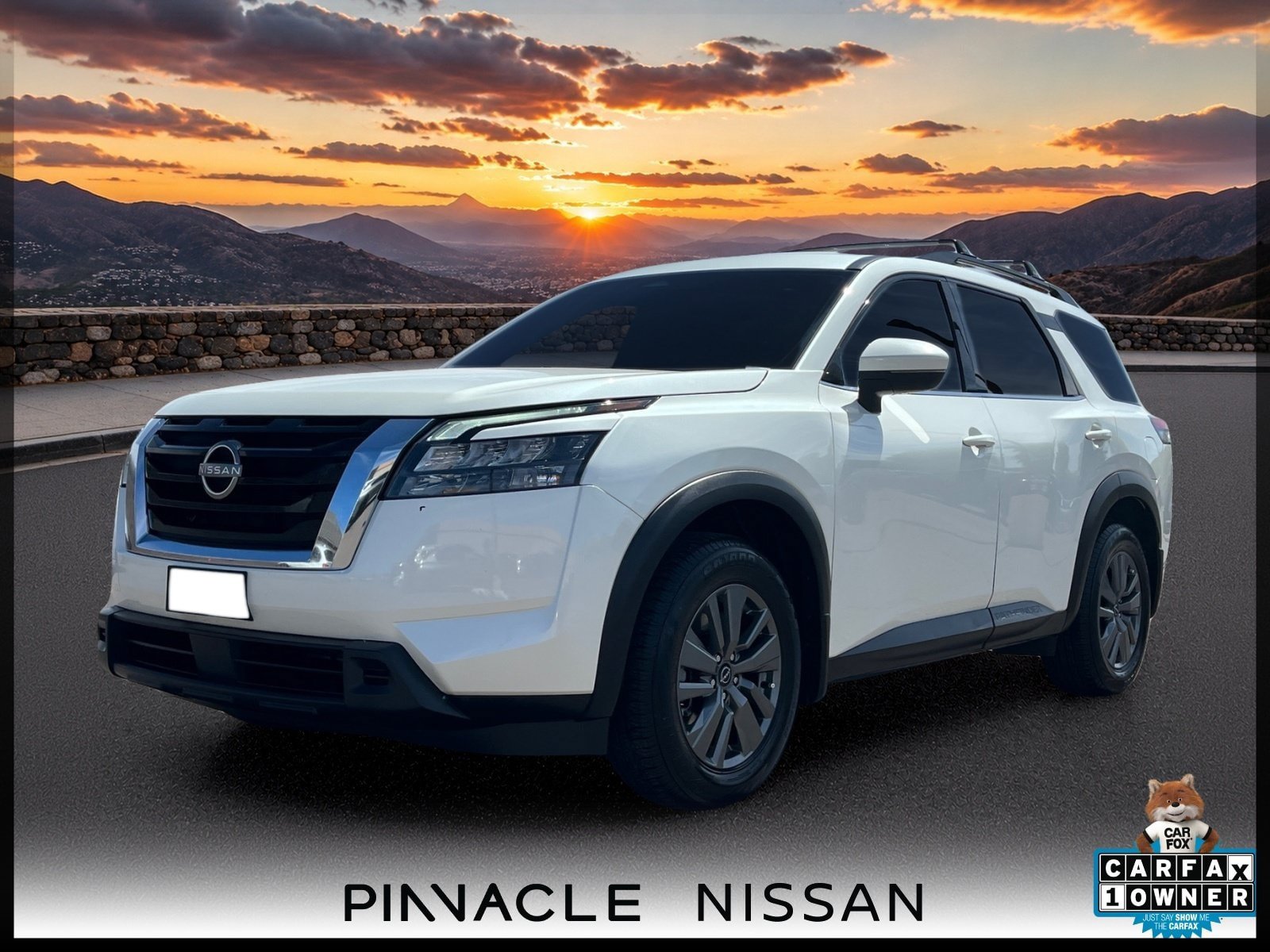 Used 2024 Nissan Pathfinder SV FWD image 1