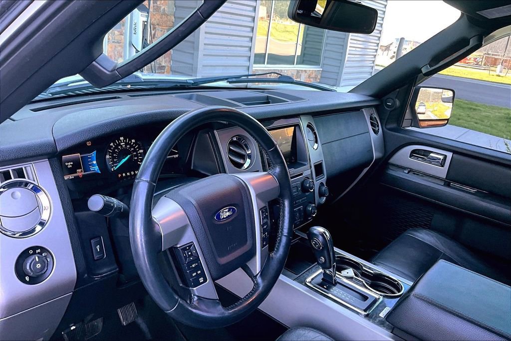 Used 2017 Ford Expedition EL Limited RWD image 14