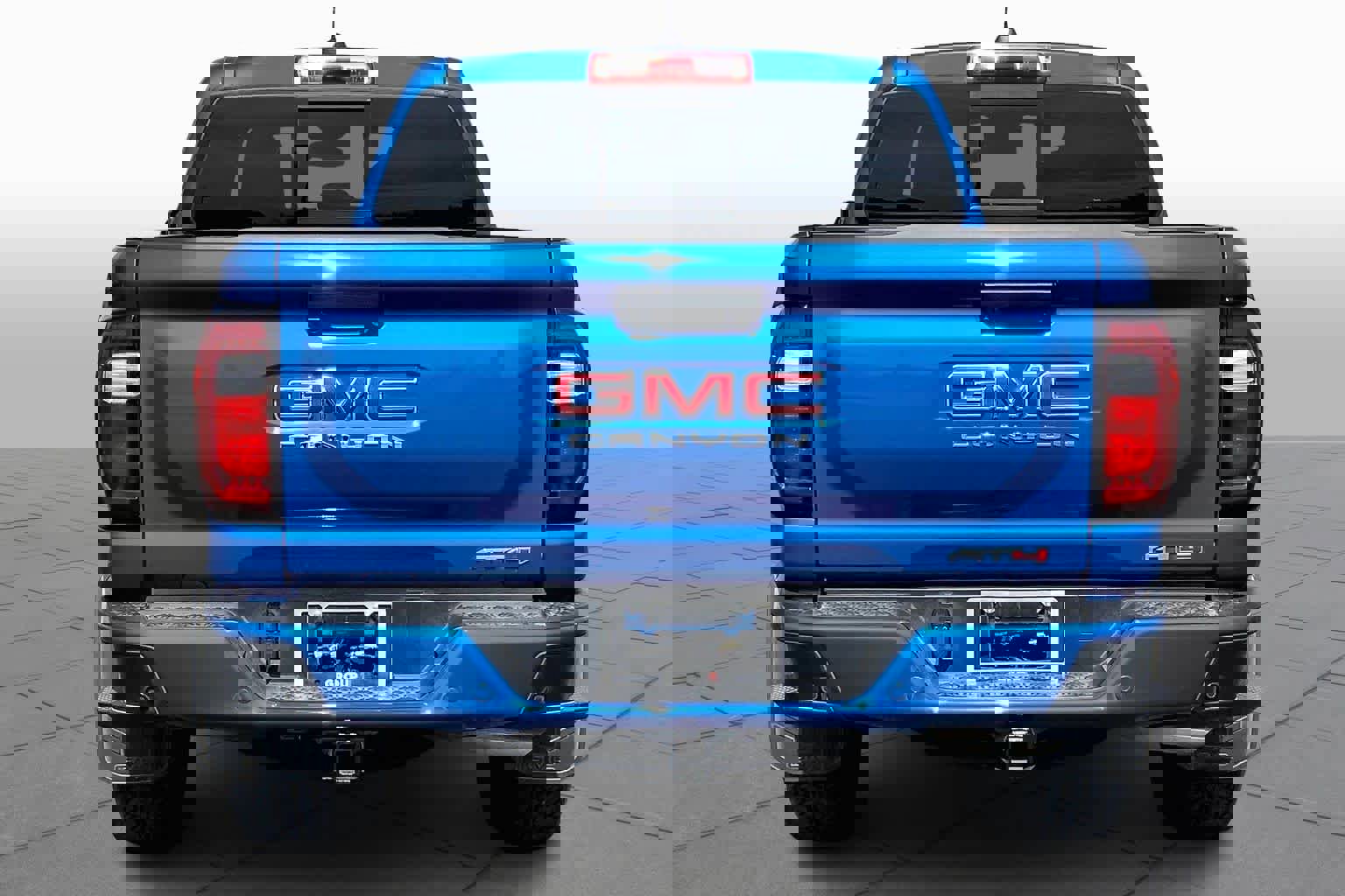 Used 2024 GMC Canyon AT4 w/ Technology Package image 5