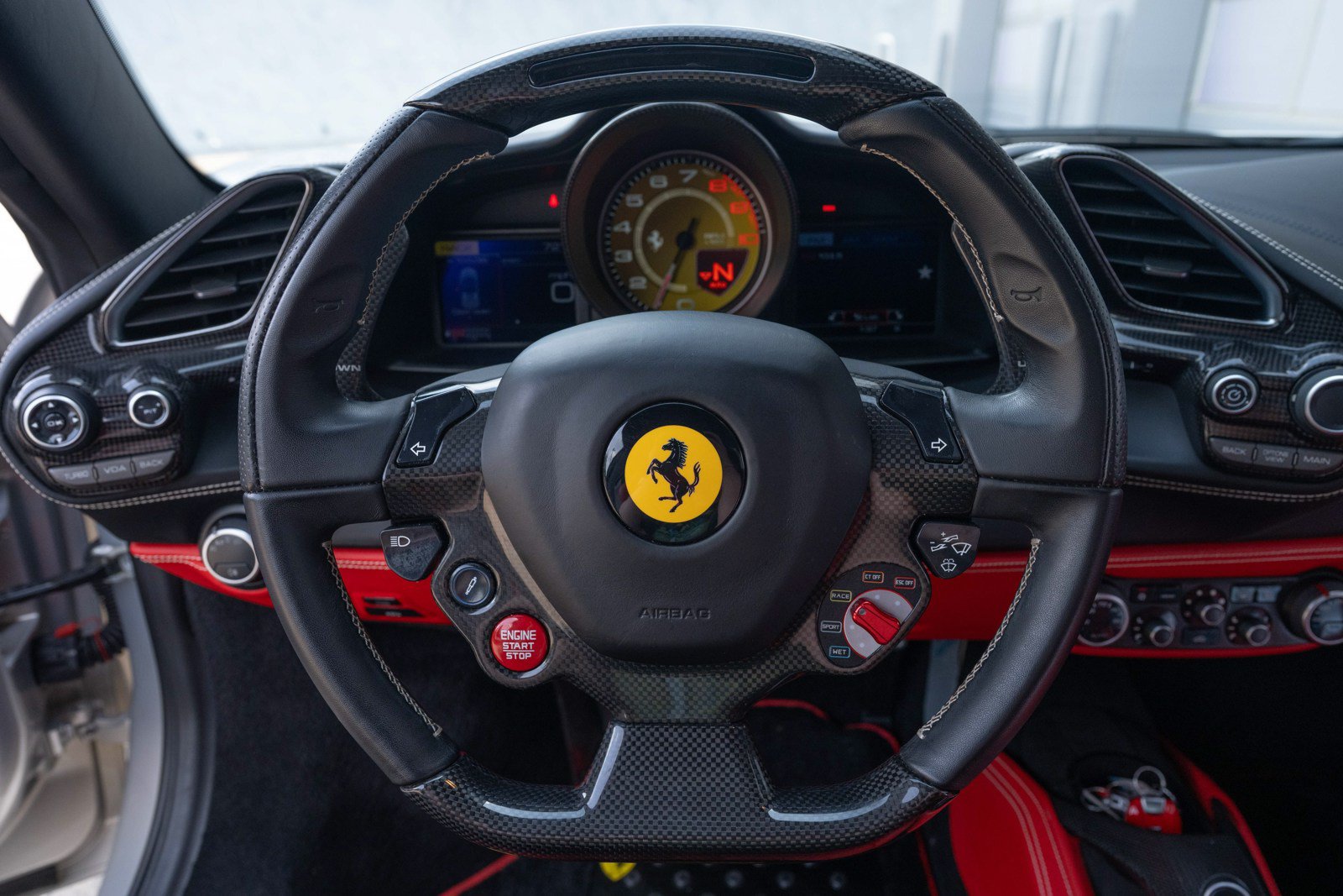 Used 2017 Ferrari 488 Spider RWD image 33