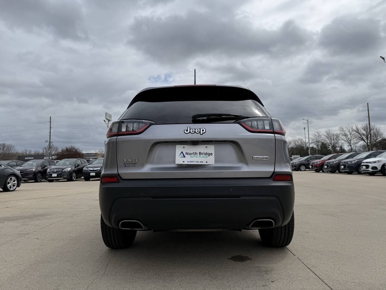 Used 2022 Jeep Cherokee Latitude Lux AWD/4WD image 28