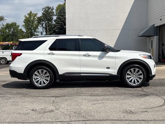 Used 2021 Ford Explorer King Ranch w/ Premium Technology Package AWD/4WD image 2
