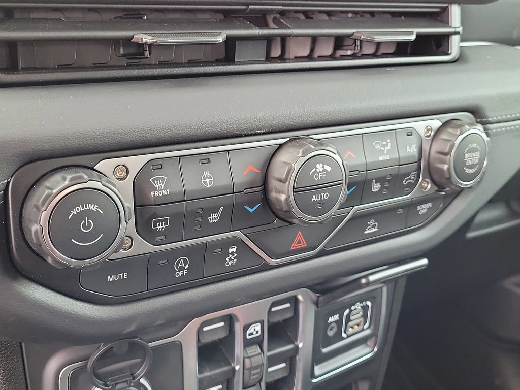 New 2026 Jeep Gladiator Sport AWD/4WD image 29