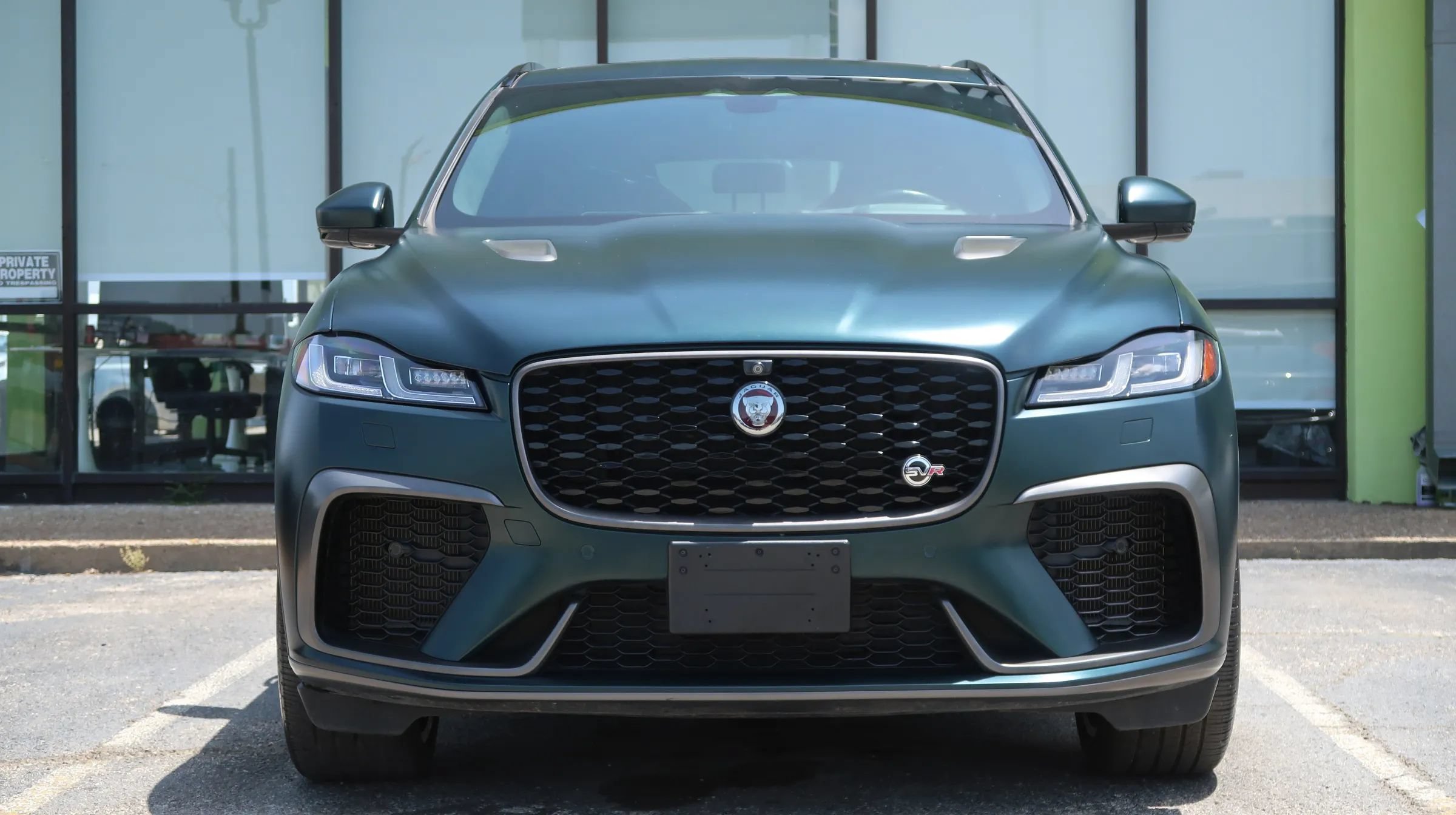 Used 2022 Jaguar F-PACE SVR AWD/4WD image 3
