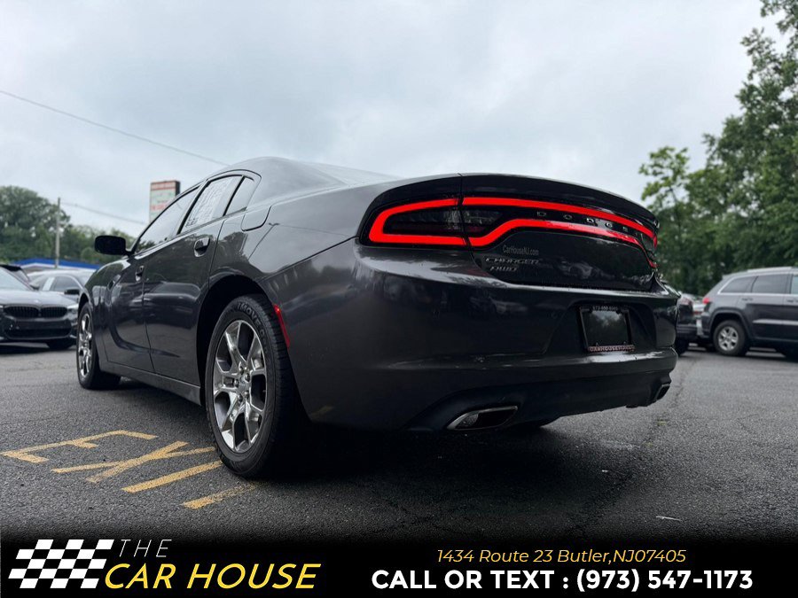 Used 2016 Dodge Charger SE w/ Popular Equipment Group AWD/4WD image 4