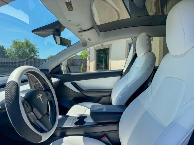 Used 2021 Tesla Model Y Performance AWD/4WD image 5