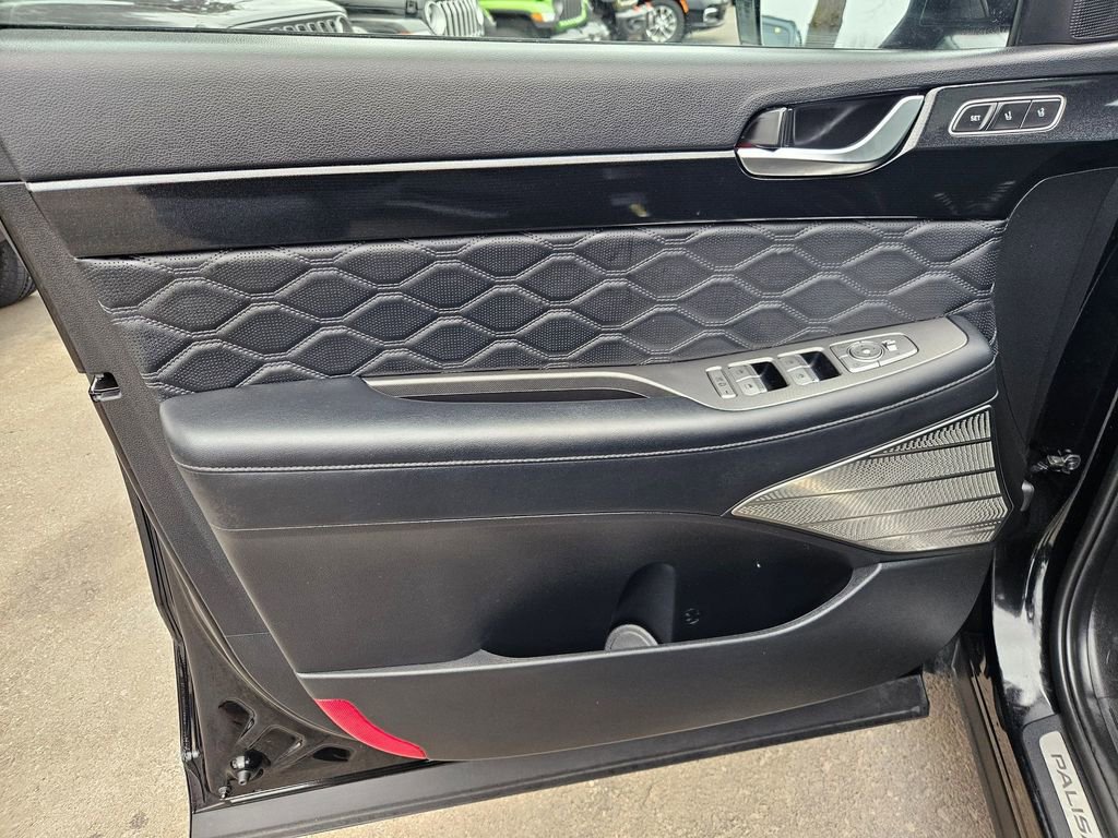 Used 2021 Hyundai Palisade Calligraphy w/ Winter Package image 11