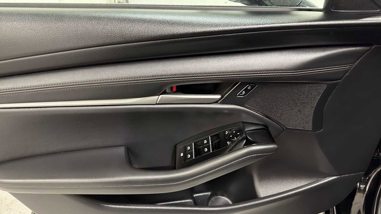 Used 2024 MAZDA MAZDA3 s image 15