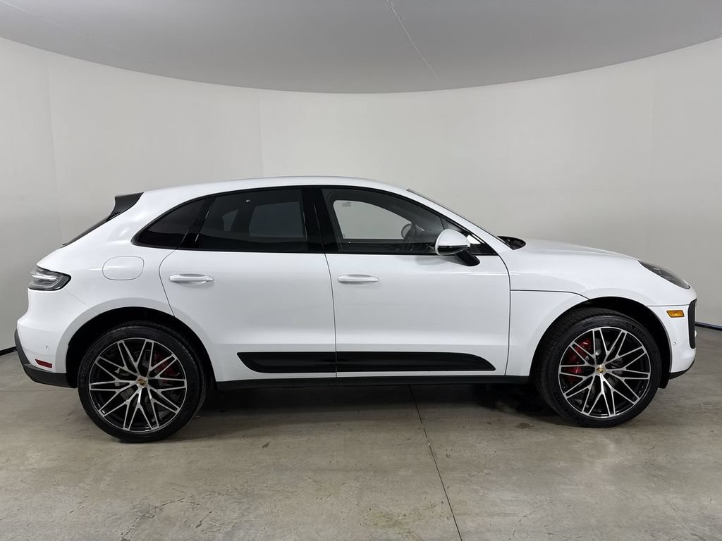 New 2026 Porsche Macan S AWD/4WD image 8