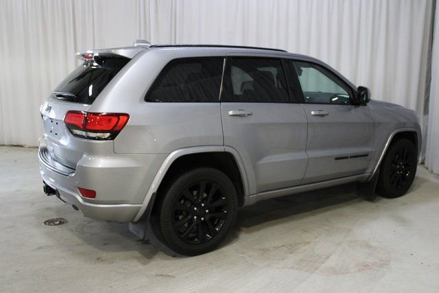 Used 2019 Jeep Grand Cherokee Altitude image 6