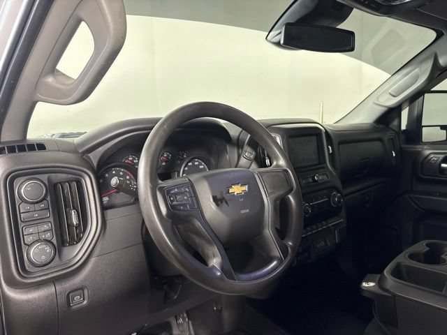 Used 2024 Chevrolet Silverado 3500 W/T AWD/4WD image 16