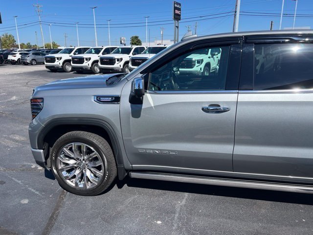 Used 2024 GMC Sierra 1500 Denali AWD/4WD image 10
