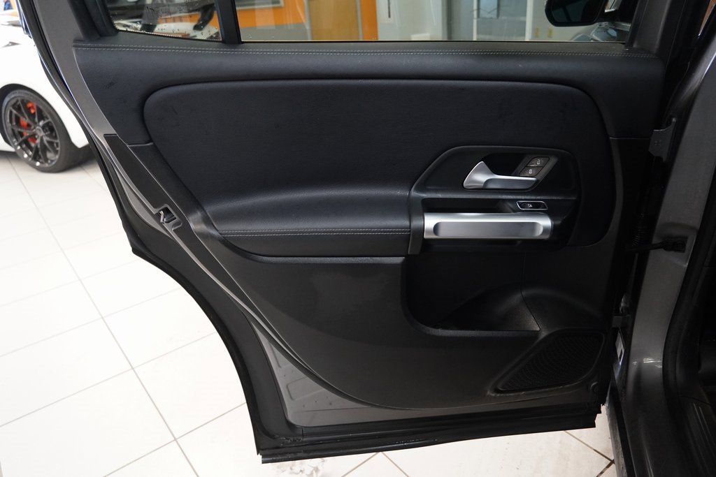 Used 2020 Mercedes-Benz GLB 250 4MATIC image 21