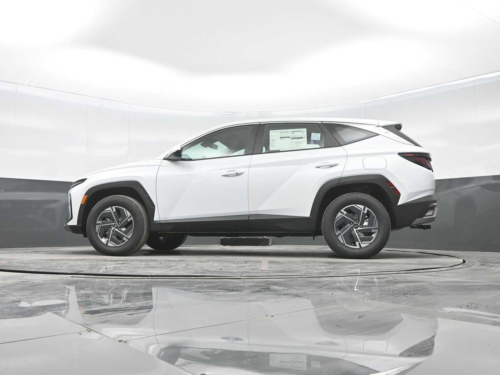 New 2026 Hyundai Tucson Blue SE w/ Tow & Go Package image 33