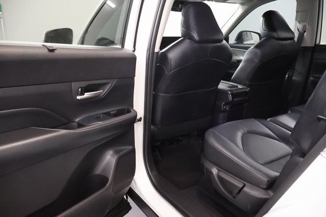 Certified 2025 Toyota Grand Highlander AWD Hybrid image 30