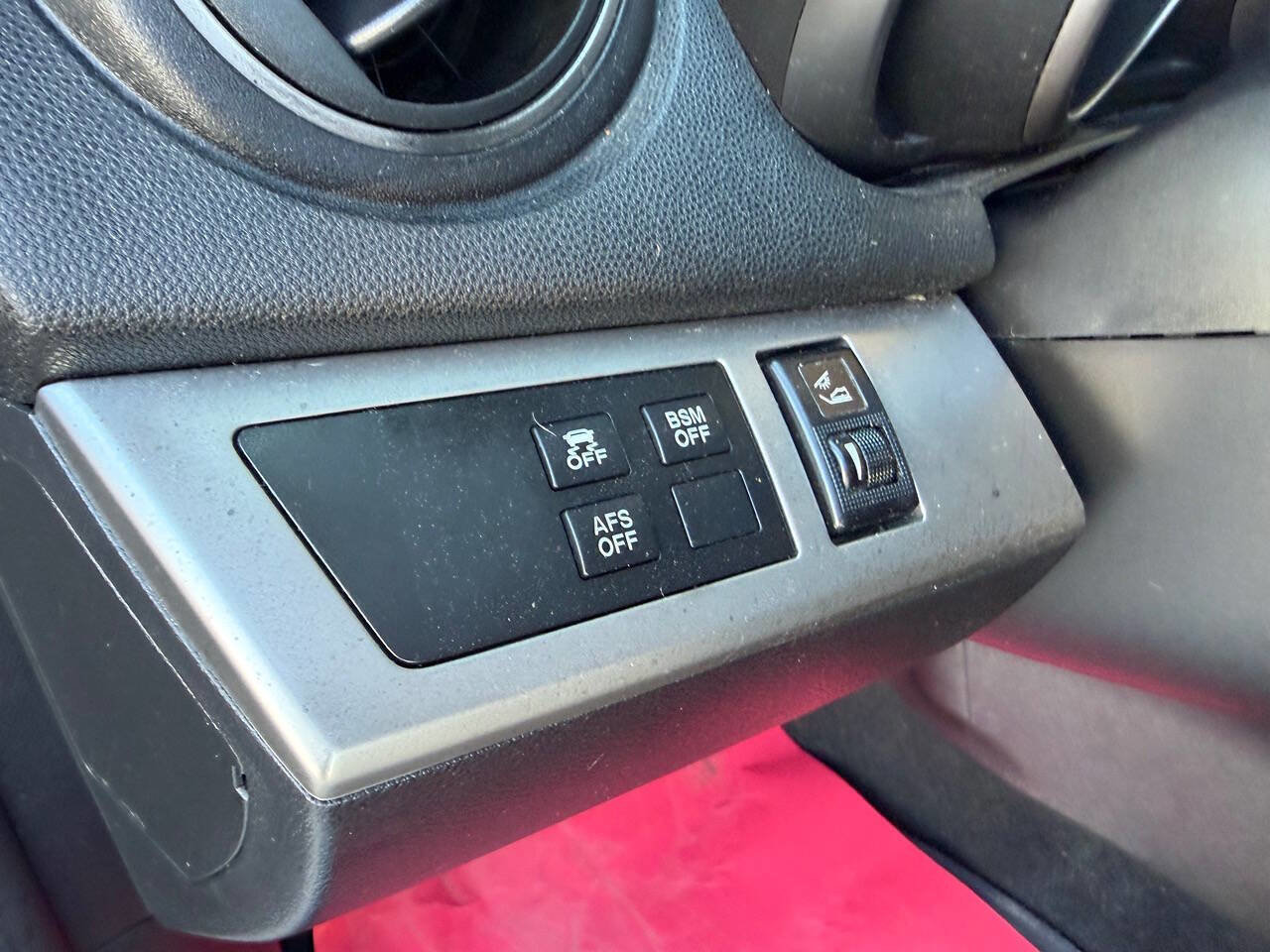 Used 2013 MAZDA MAZDA3 i Grand Touring w/ Tech Pkg image 28