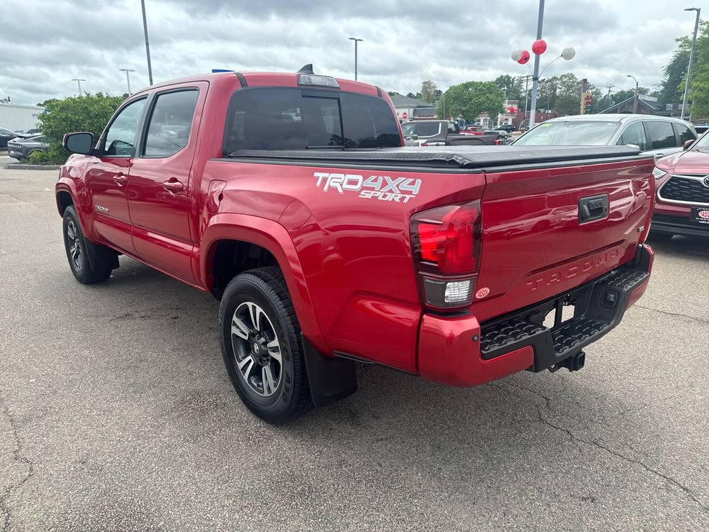 Used 2019 Toyota Tacoma TRD Sport w/ Technology Package AWD/4WD image 5