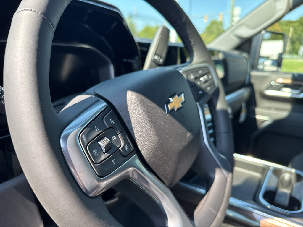 New 2026 Chevrolet Silverado 2500 LT w/ Convenience Package AWD/4WD image 15