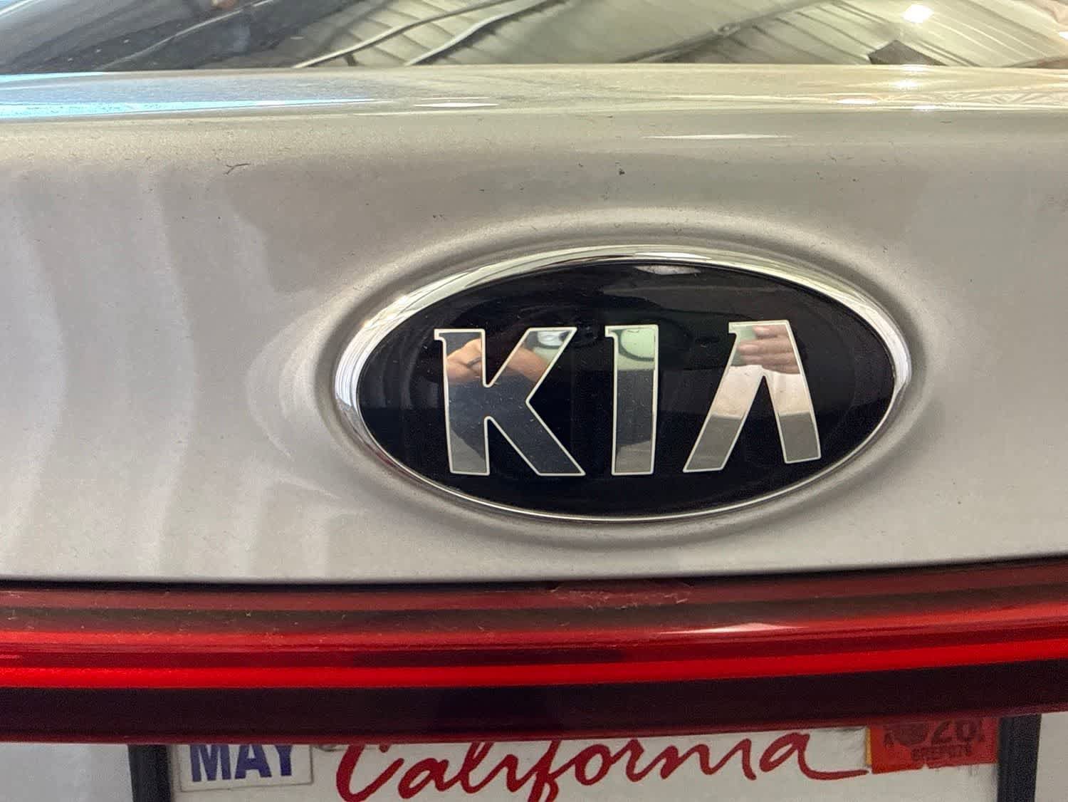 Used 2019 Kia Forte LXS FWD image 11