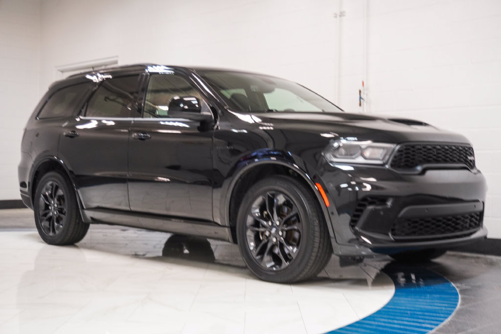 Used 2023 Dodge Durango R/T w/ Blacktop Package AWD/4WD image 5