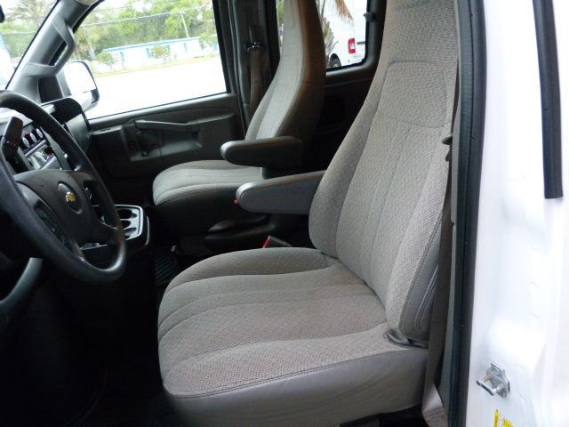 Used 2019 Chevrolet Express 3500 LT w/ LT Preferred Equipment Group RWD image 31