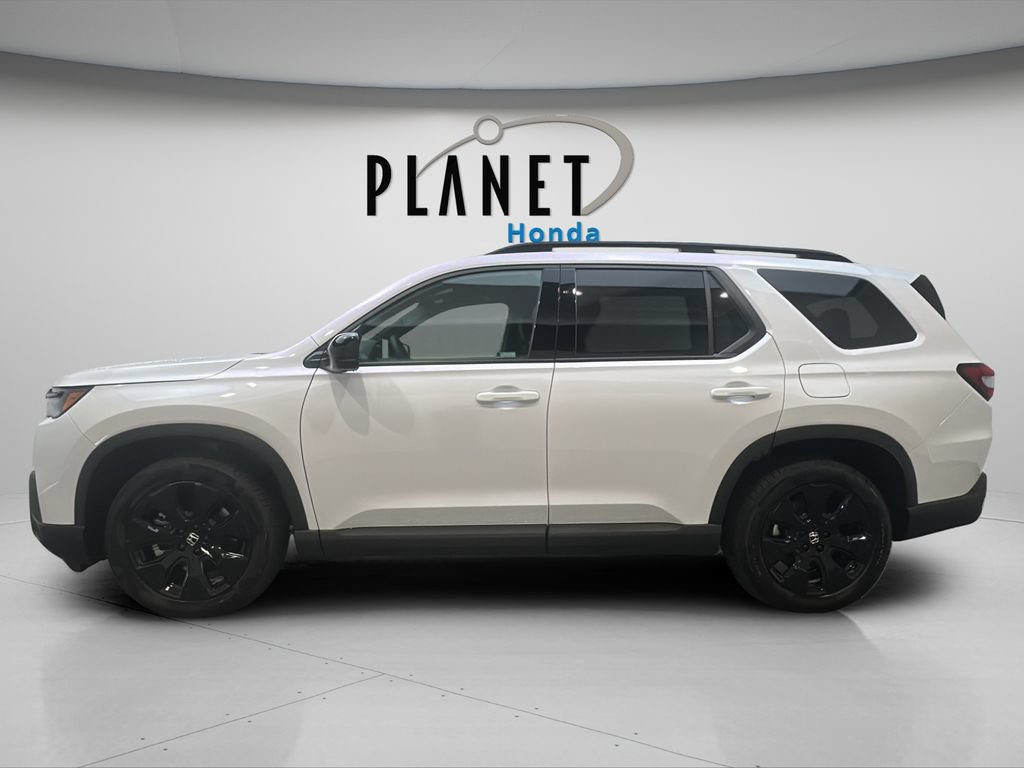 New 2026 Honda Pilot Black Edition image 4
