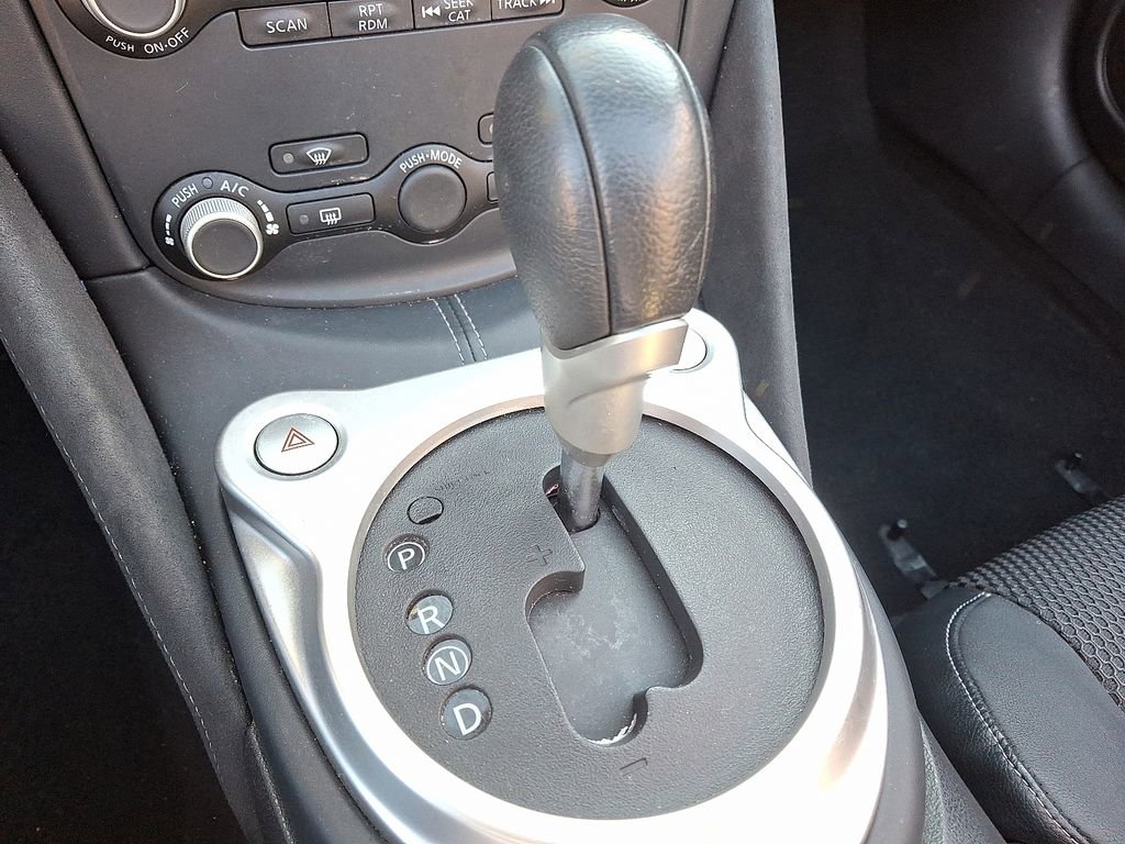 Used 2018 Nissan 370Z Touring Sport image 13