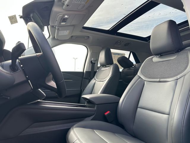 New 2025 Ford Explorer Active w/ Active Comfort Package image 10