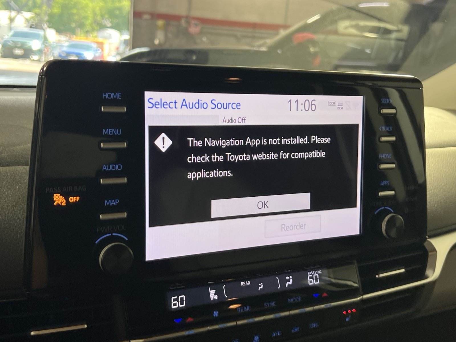 Used 2023 Toyota Sienna XLE AWD/4WD image 21