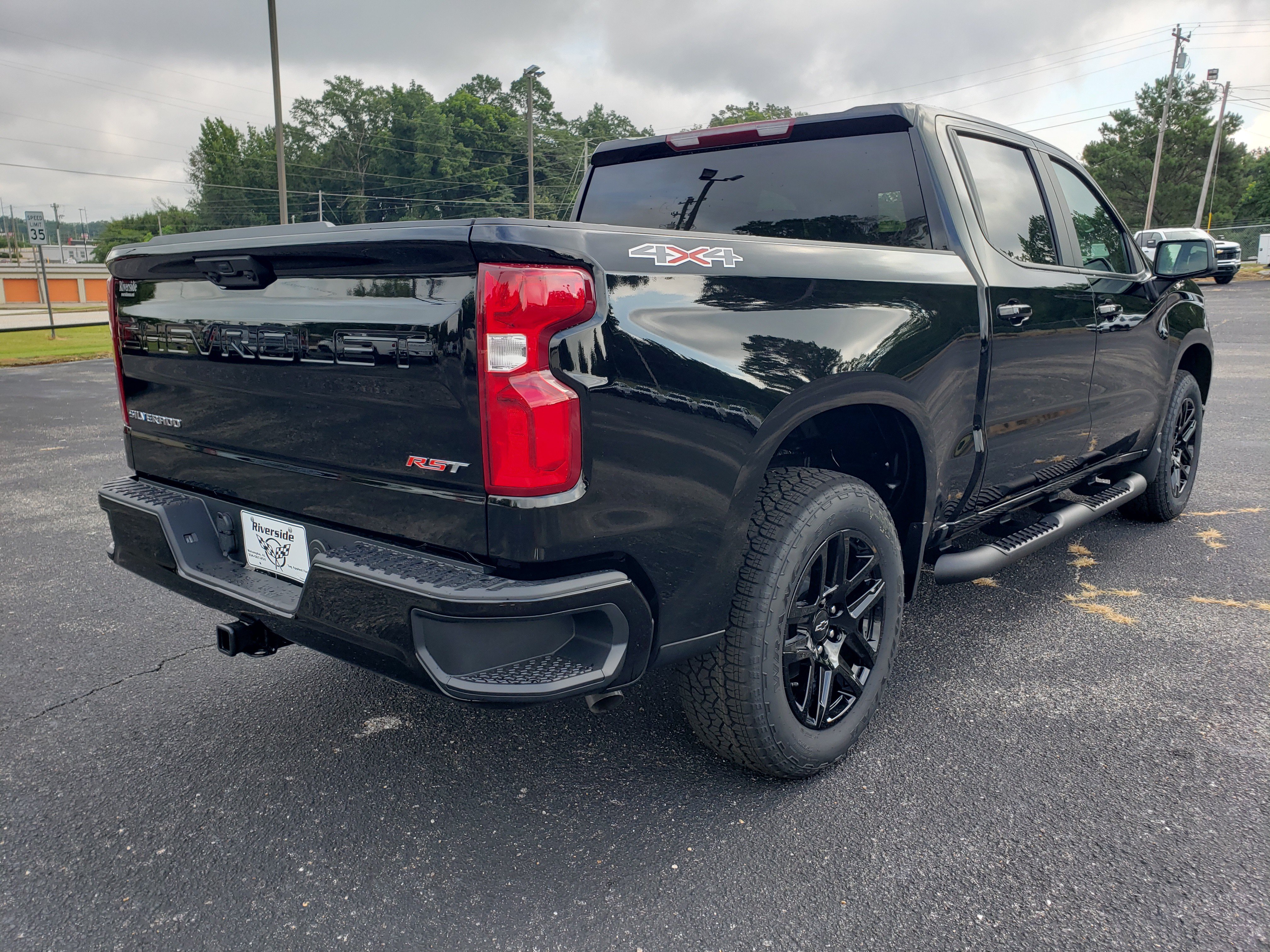 New 2026 Chevrolet Silverado 1500 RST w/ RST Select Package AWD/4WD image 3