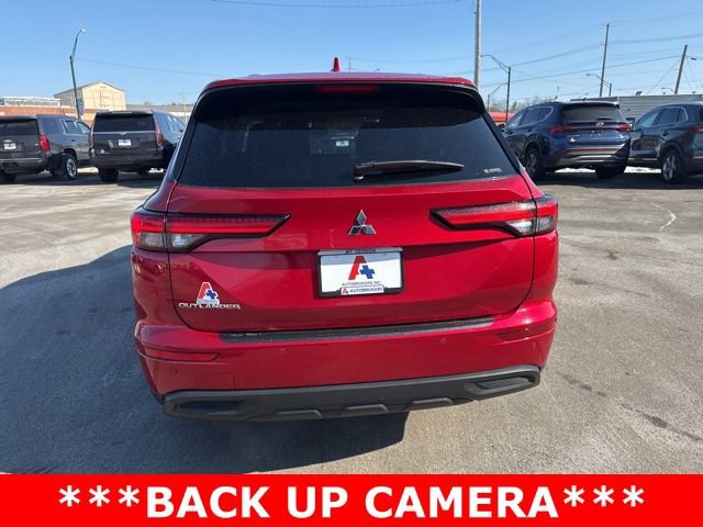 Used 2022 Mitsubishi Outlander ES image 4