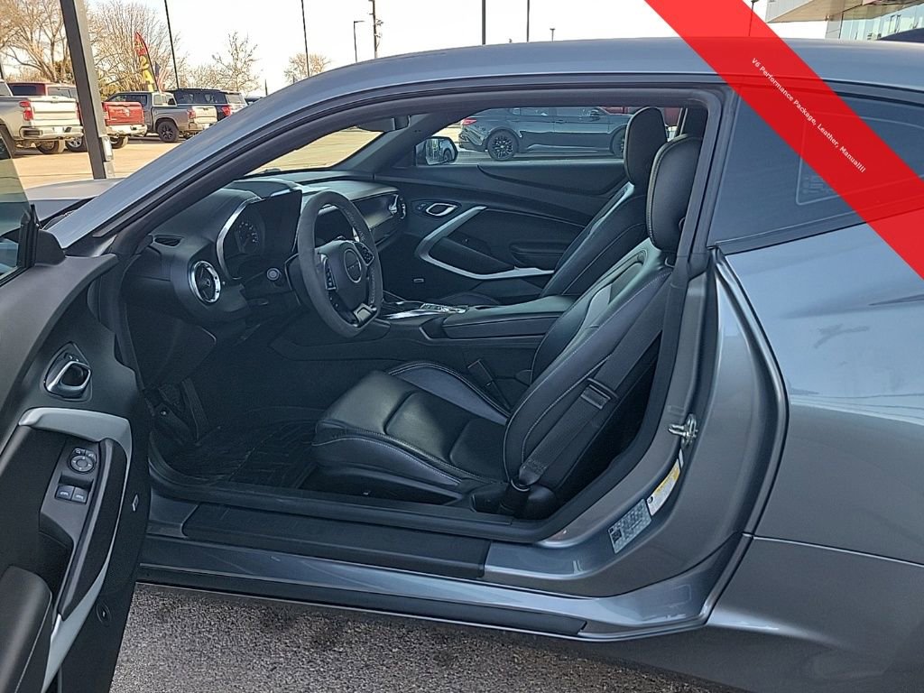Used 2021 Chevrolet Camaro LT w/ 1LE Track Performance Package RWD image 10