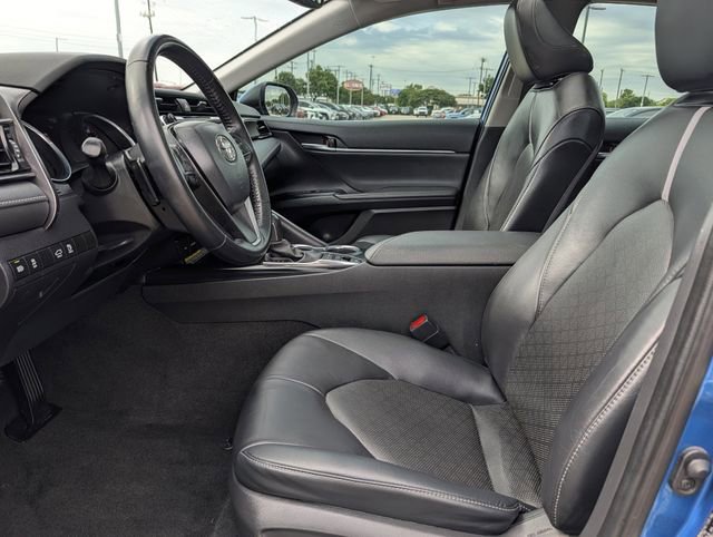 Used 2020 Toyota Camry XSE FWD image 27