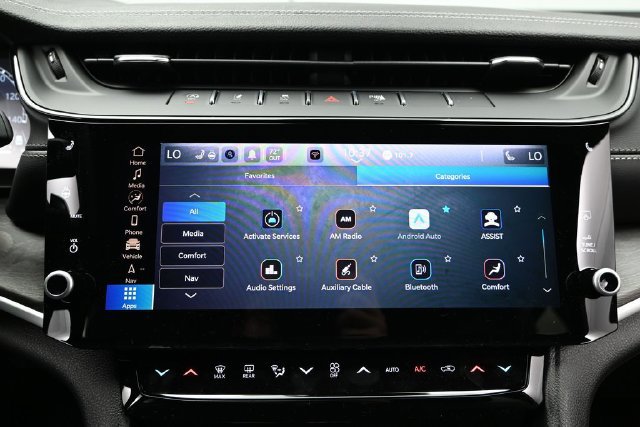 New 2026 Jeep Grand Cherokee Altitude AWD/4WD image 37
