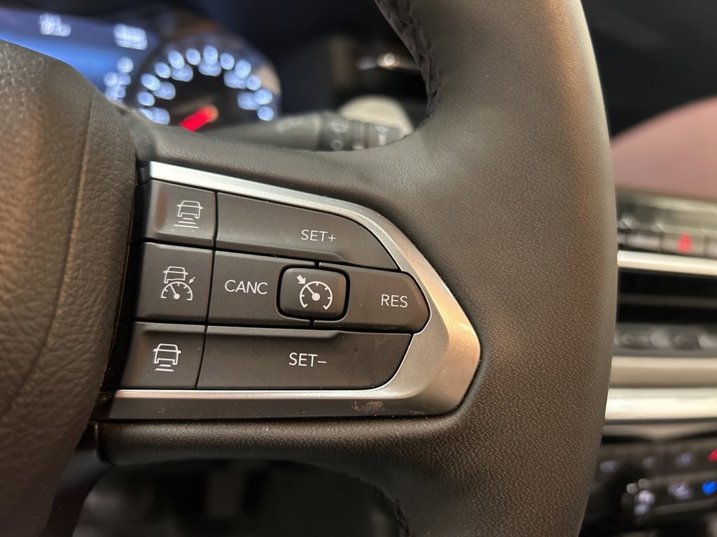 Used 2024 Jeep Compass Limited image 22