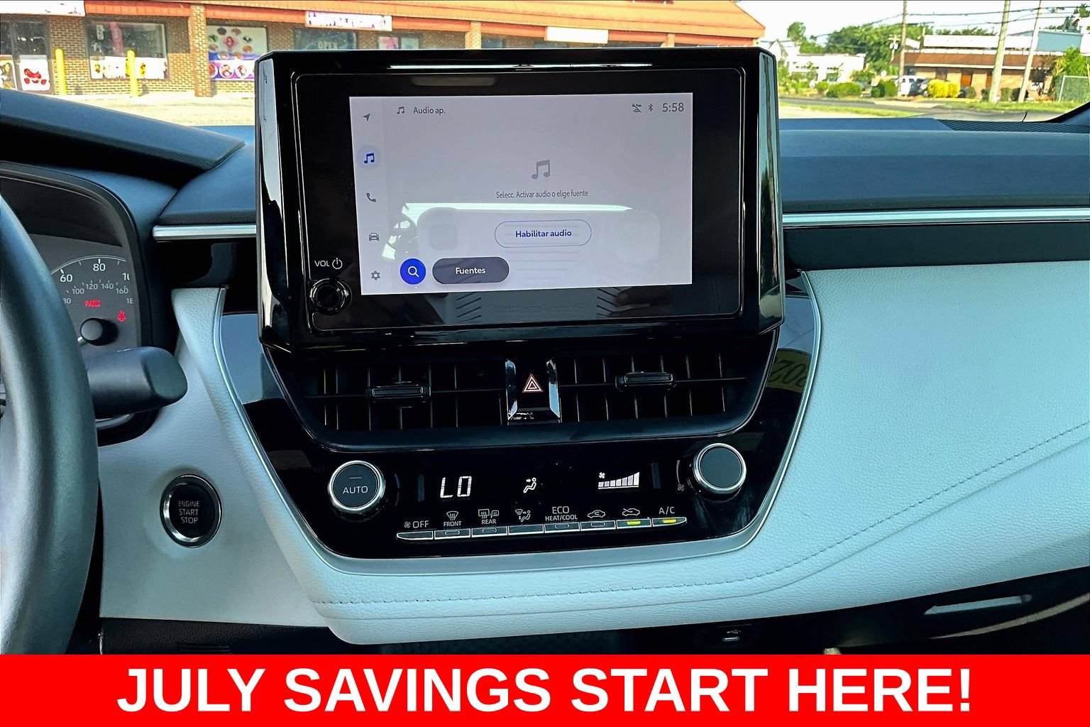 Used 2025 Toyota Corolla SE FWD image 19