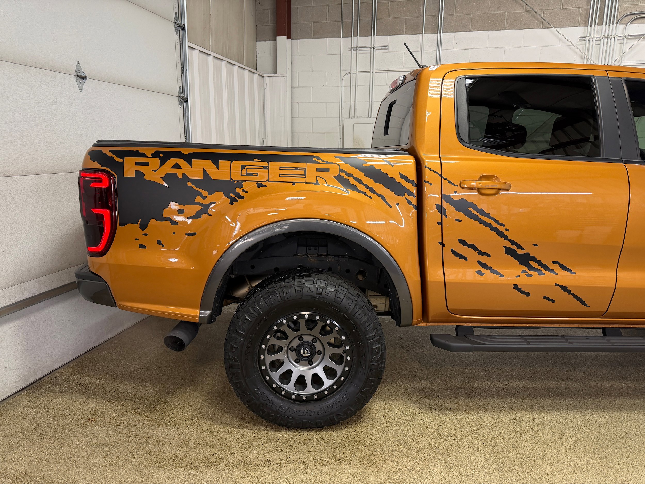 Certified 2019 Ford Ranger Lariat w/ Equipment Group 501A Mid AWD/4WD image 32