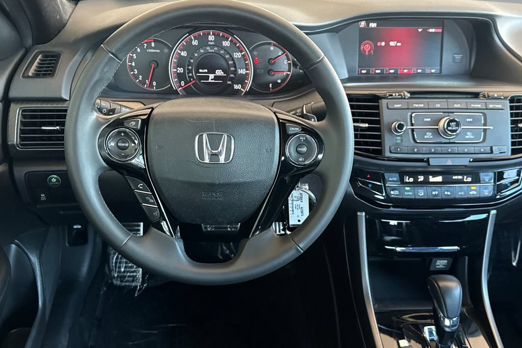 Certified 2017 Honda Accord Sport image 17