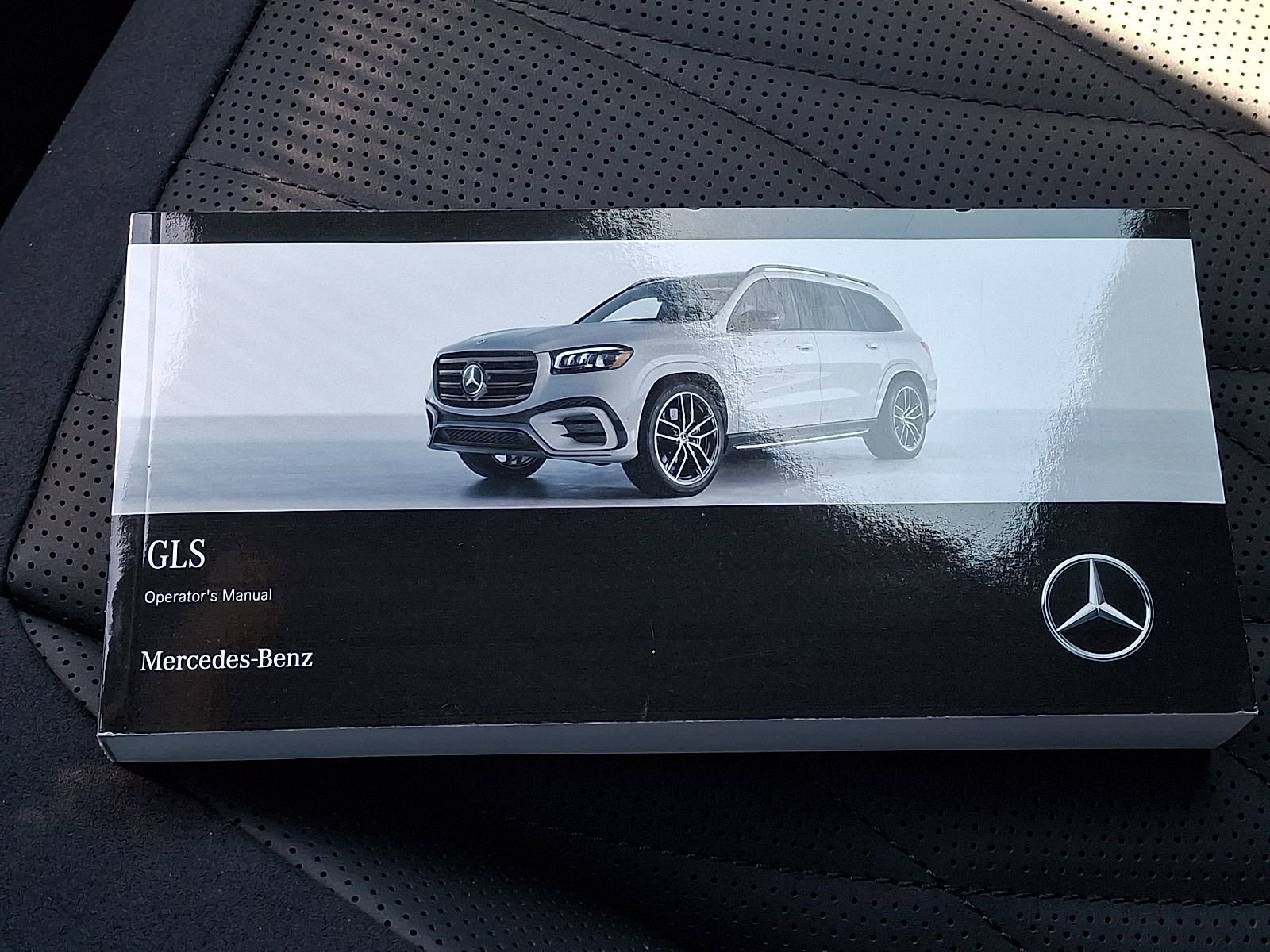 Used 2026 Mercedes-Benz GLS 63 AMG 4MATIC image 28