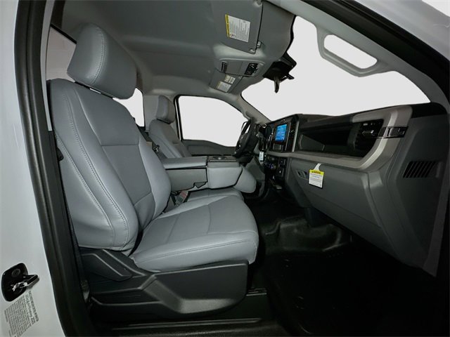 New 2025 Ford F250 XL w/ XL Chrome Package image 26