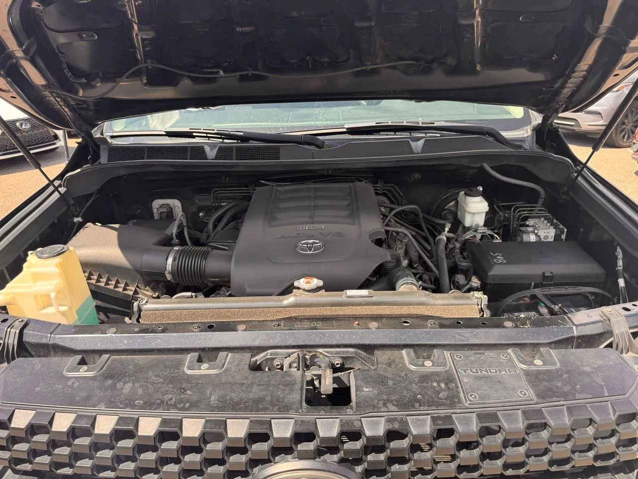 Used 2018 Toyota Tundra SR RWD image 9