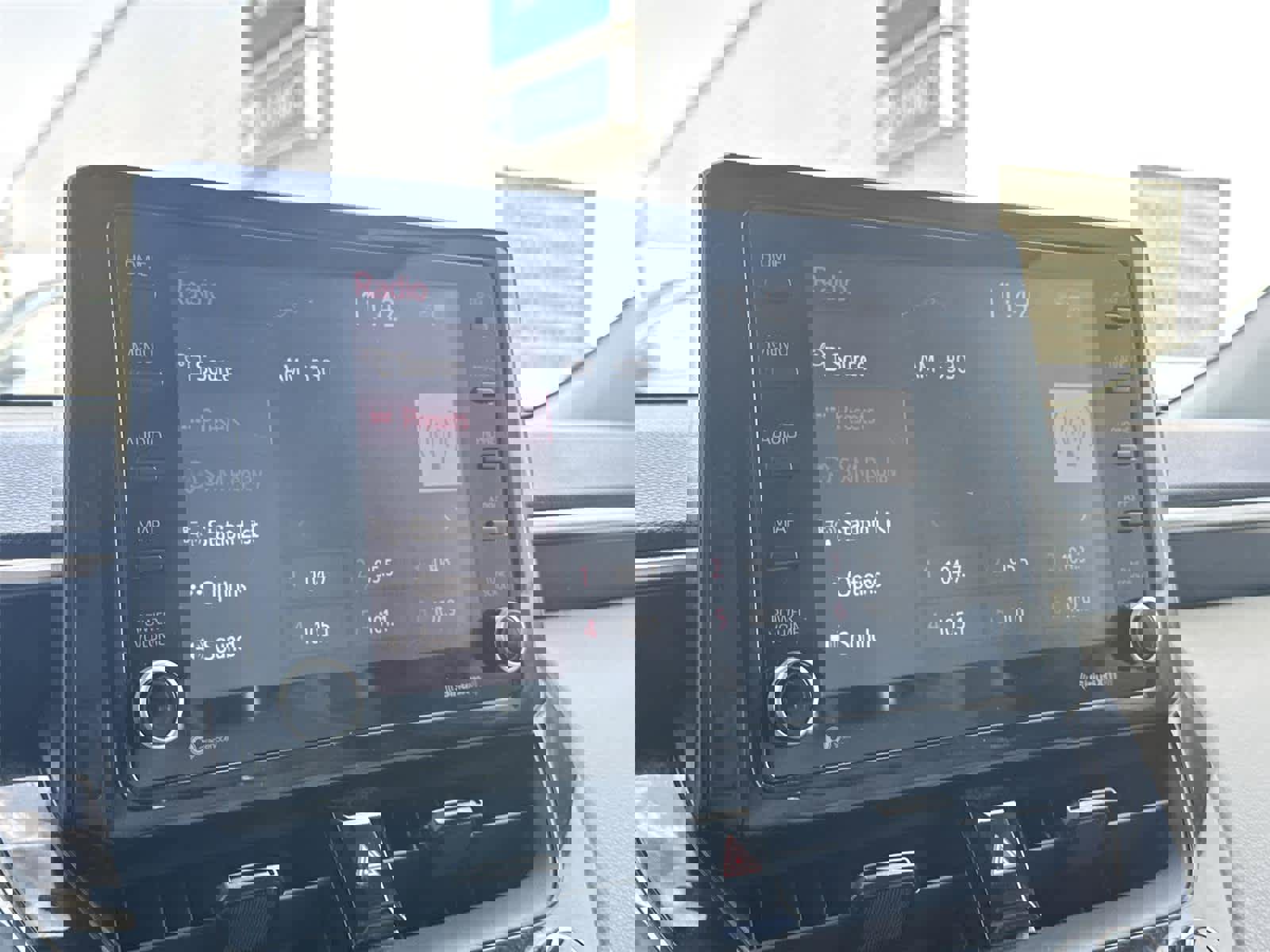 Used 2022 Toyota Corolla Cross LE image 16