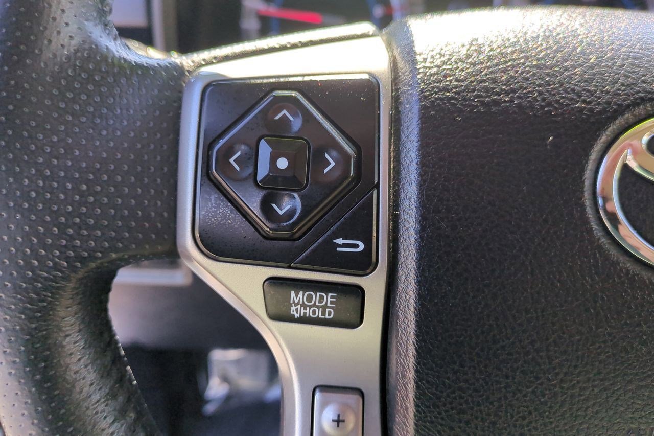 Used 2019 Toyota 4Runner SR5 Premium image 12