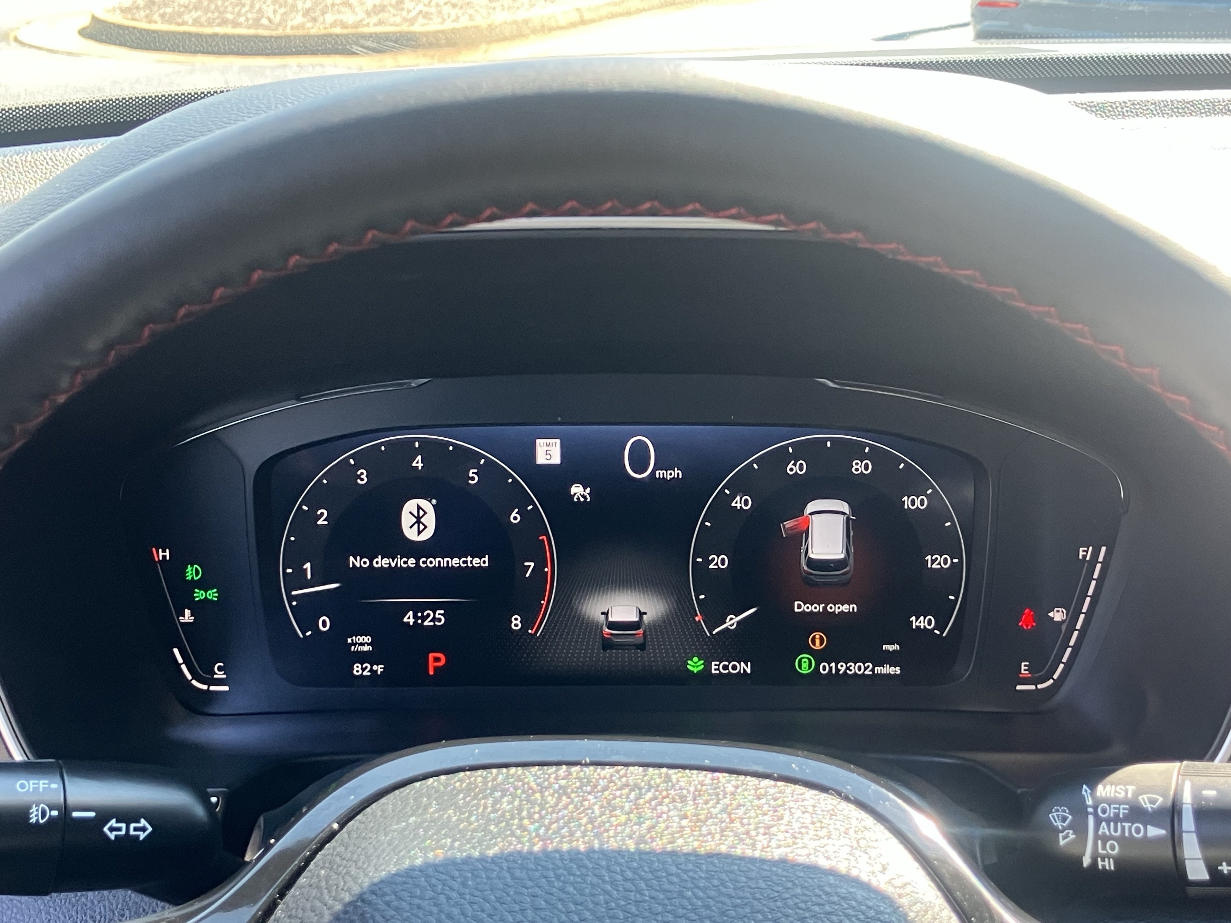 Certified 2025 Honda Pilot Black Edition image 23