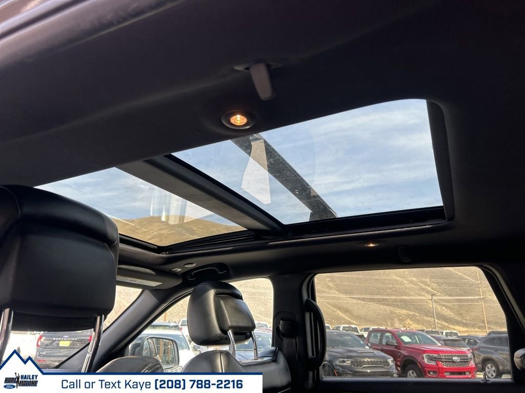 Used 2019 Jeep Grand Cherokee Limited X image 18