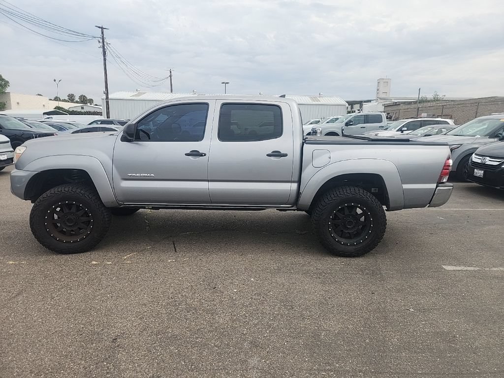 Used 2015 Toyota Tacoma PreRunner w/ SR5 Package RWD image 10