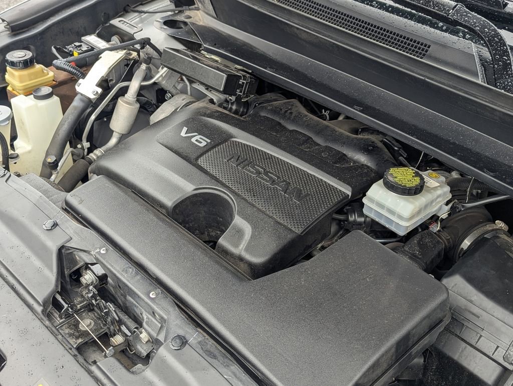 Used 2020 Nissan Pathfinder S AWD/4WD image 38